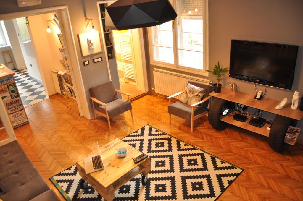 White Owl Hostel Belgrade Chambre photo